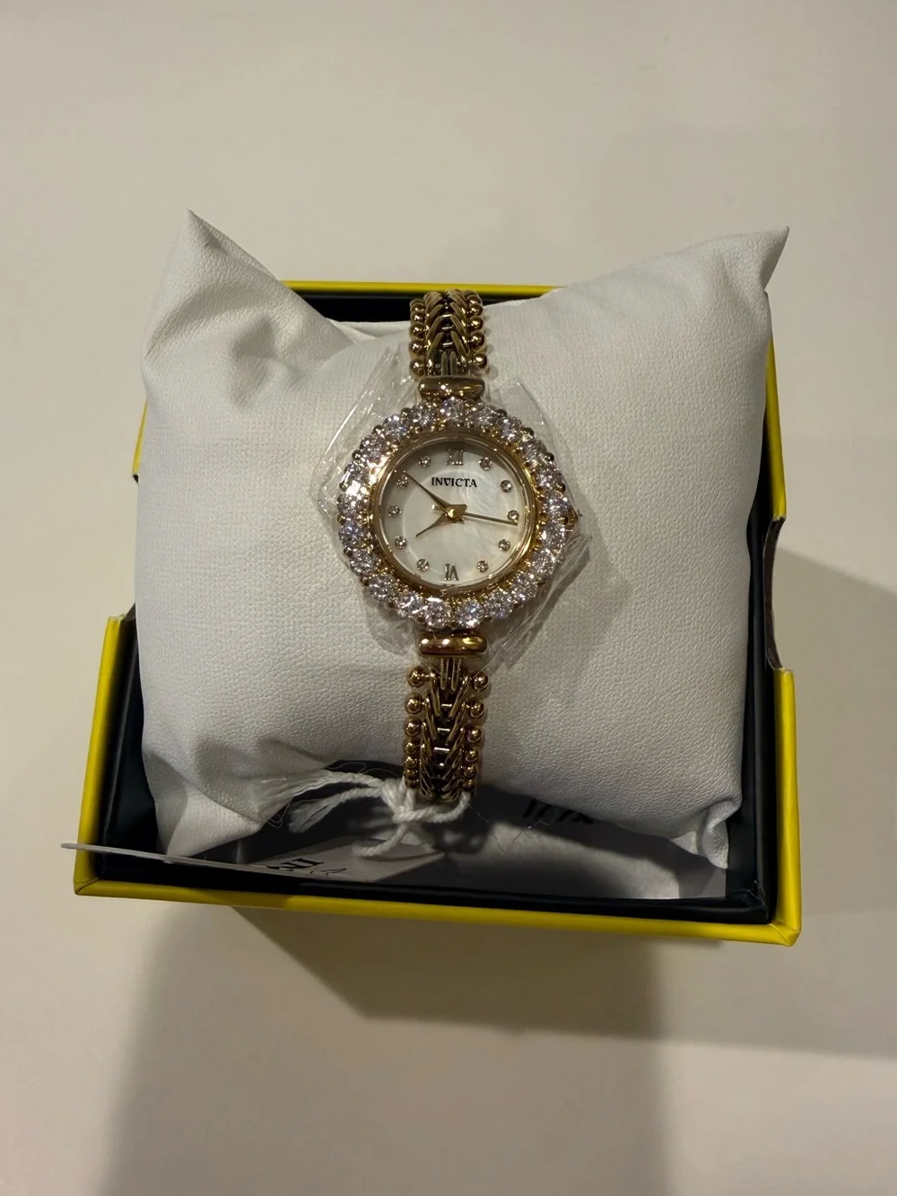 NEW Invicta Angel Lady Gold Tone Crystal Bezel 24.8mm Quartz Bracelet Watch Glam
